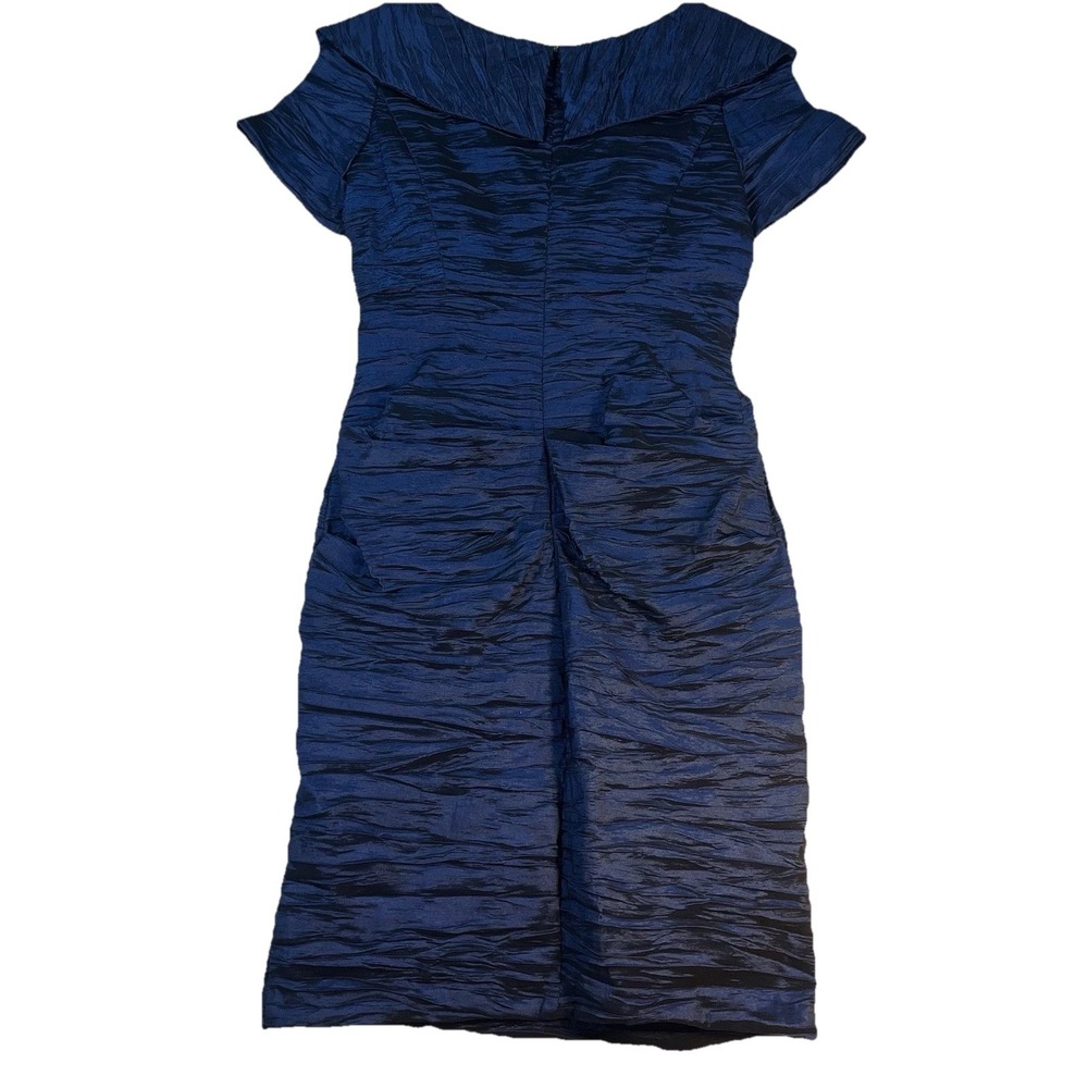 NWT Alex Evenings Blue Crinkle Cocktail Dress V-Neck‎ Rhinestone Broach Size 8 - Picture 2 of 8